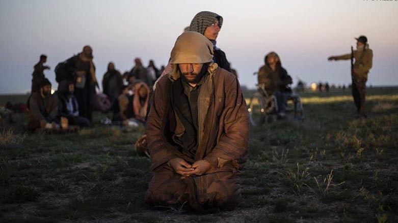 هه‌سه‌ده‌ 400 چه‌كدارى دیكه‌ی داعشی ده‌ستگیر كرد